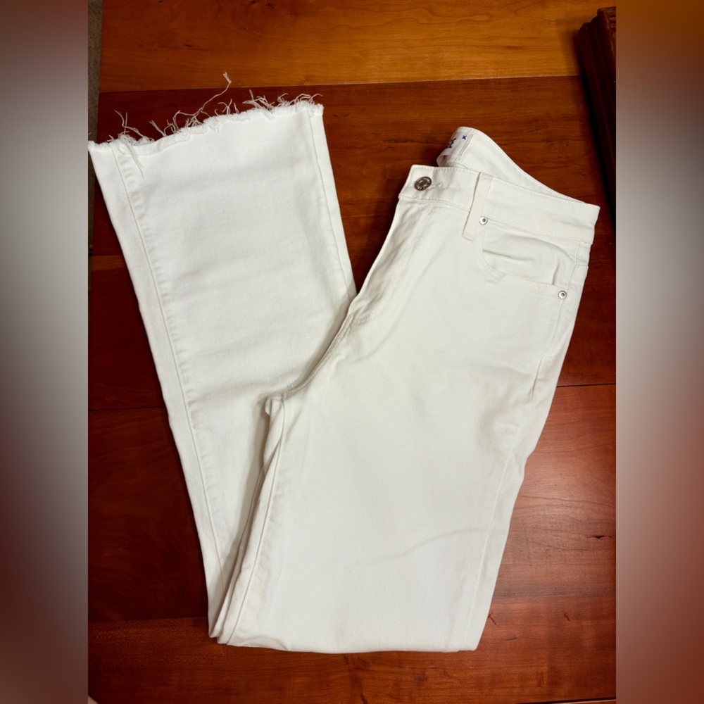 PAIGE Denim High Rise Laurel Canyon White Ankle Jeans with Frayed Raw Hem Sz 27